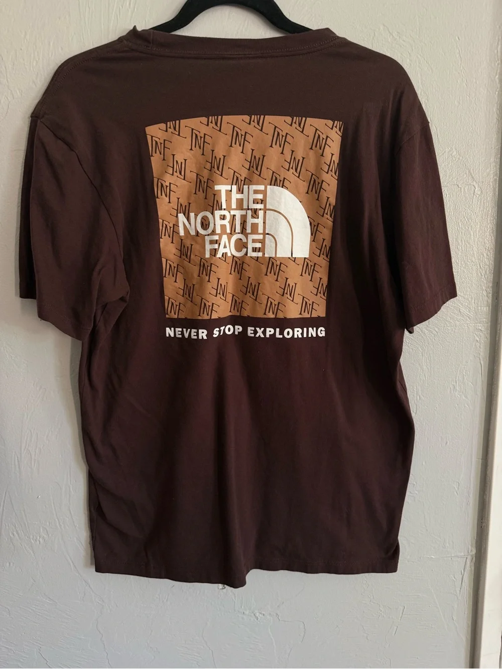 The North Face Brown Graphic Logo T-Shirt Men’s Medium Never Stop Exploring Tee